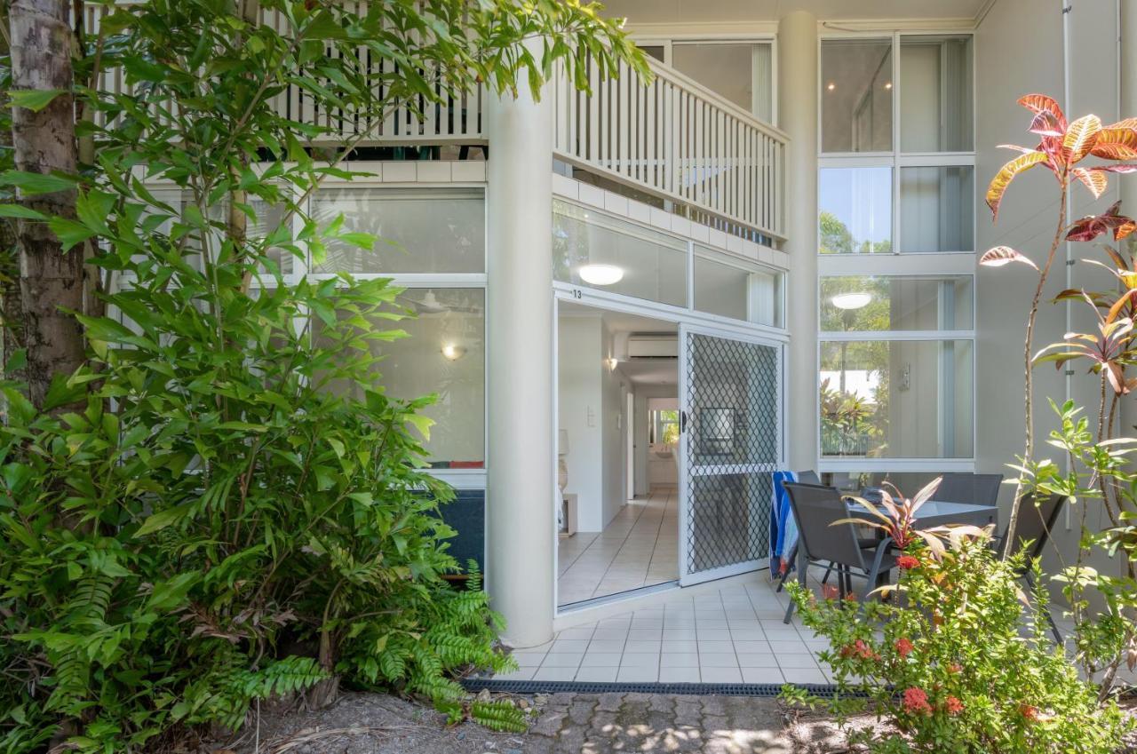 Tropical Nites Holiday Townhouses Port Douglas Kültér fotó