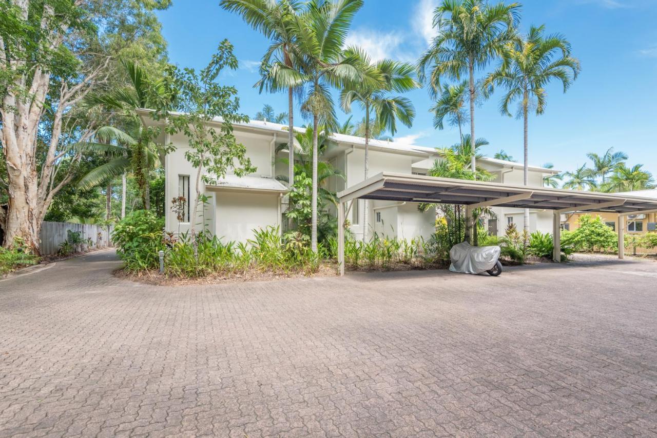 Tropical Nites Holiday Townhouses Port Douglas Kültér fotó