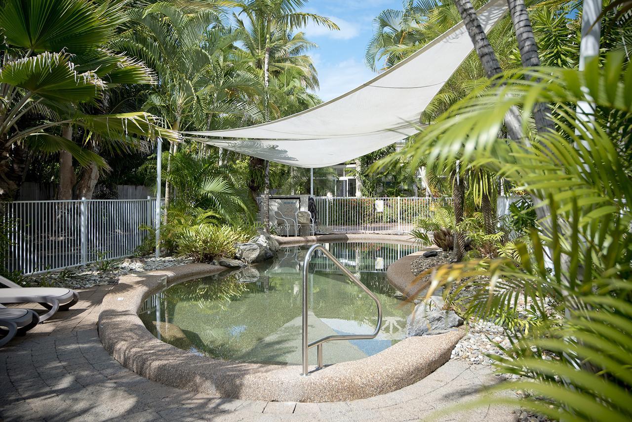 Tropical Nites Holiday Townhouses Port Douglas Kültér fotó