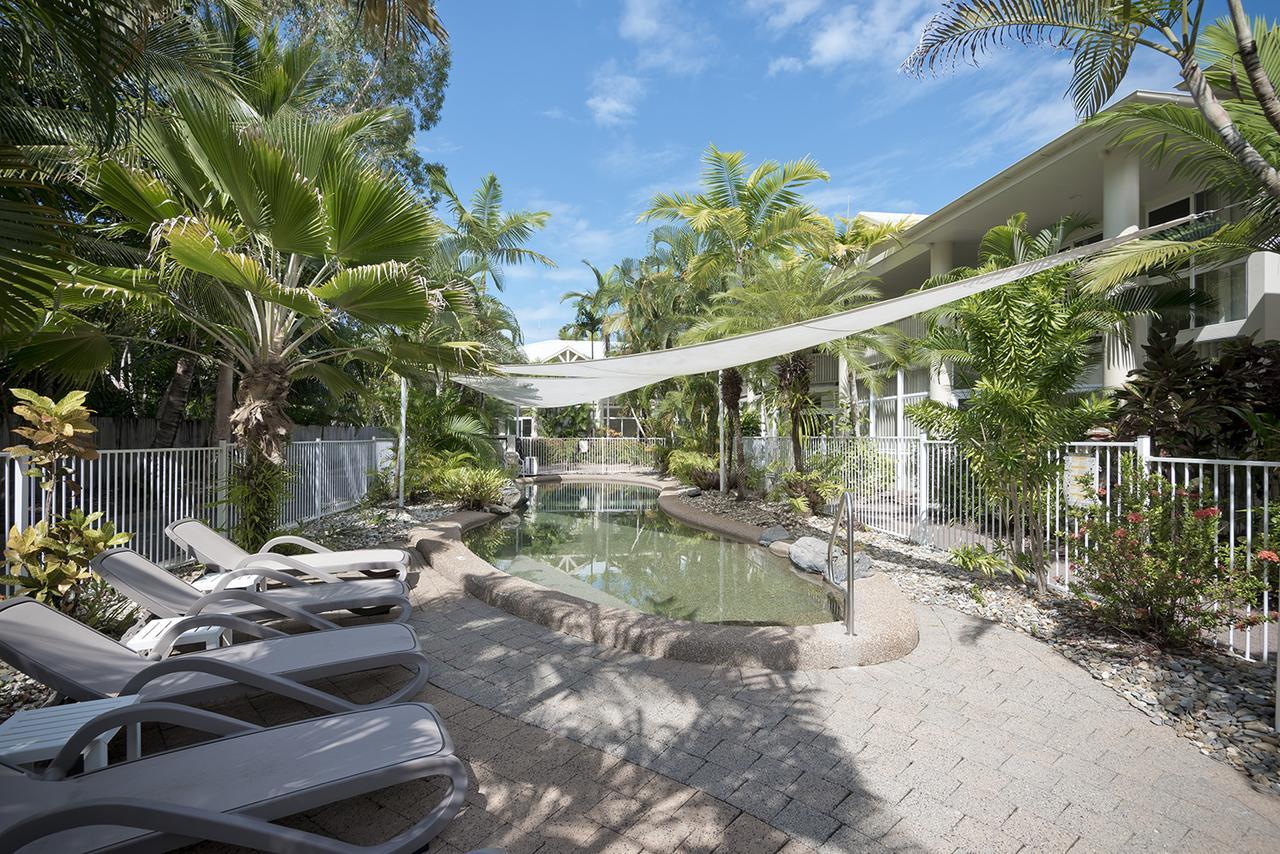 Tropical Nites Holiday Townhouses Port Douglas Kültér fotó