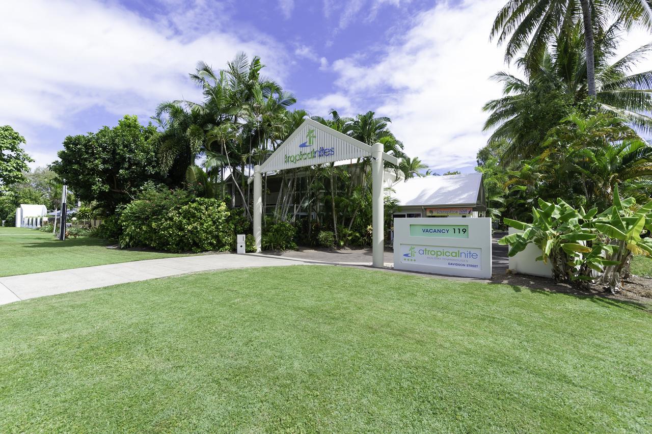 Tropical Nites Holiday Townhouses Port Douglas Kültér fotó